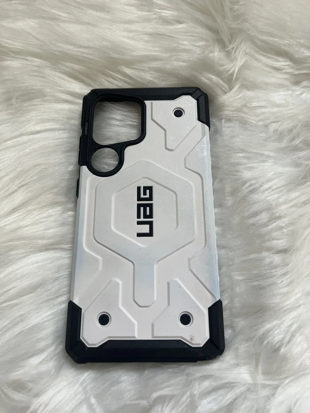 UAG Rugged Protective Phone Case in White and Black